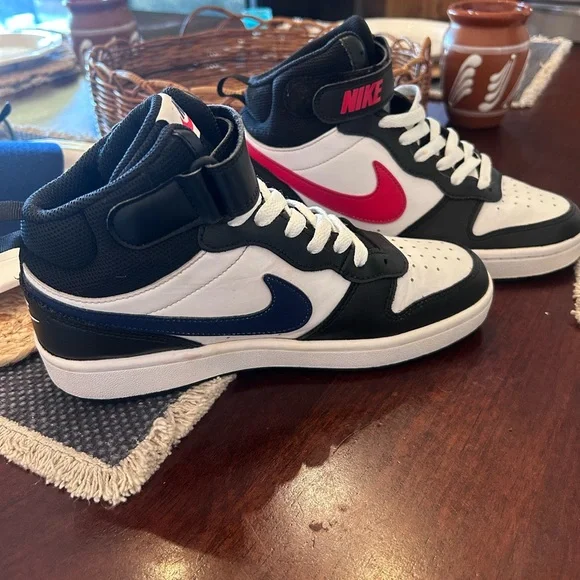 Nike Black and White High-Top Sneakers - Picture 1 of 5